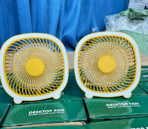Quạt tích điện ( 3 tốc độ gió , đèn led )